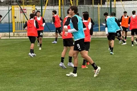 لتعويض هزيمة الجولة الأولى.. منتخب الناشئين ينهي تدريباته لمواجهة بوركينا فاسو (صور)